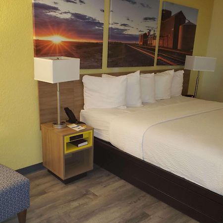 Days Inn & Suites By Wyndham Clovis Ngoại thất bức ảnh