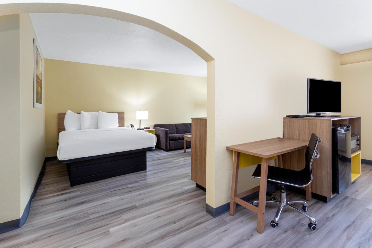 Days Inn & Suites By Wyndham Clovis Ngoại thất bức ảnh