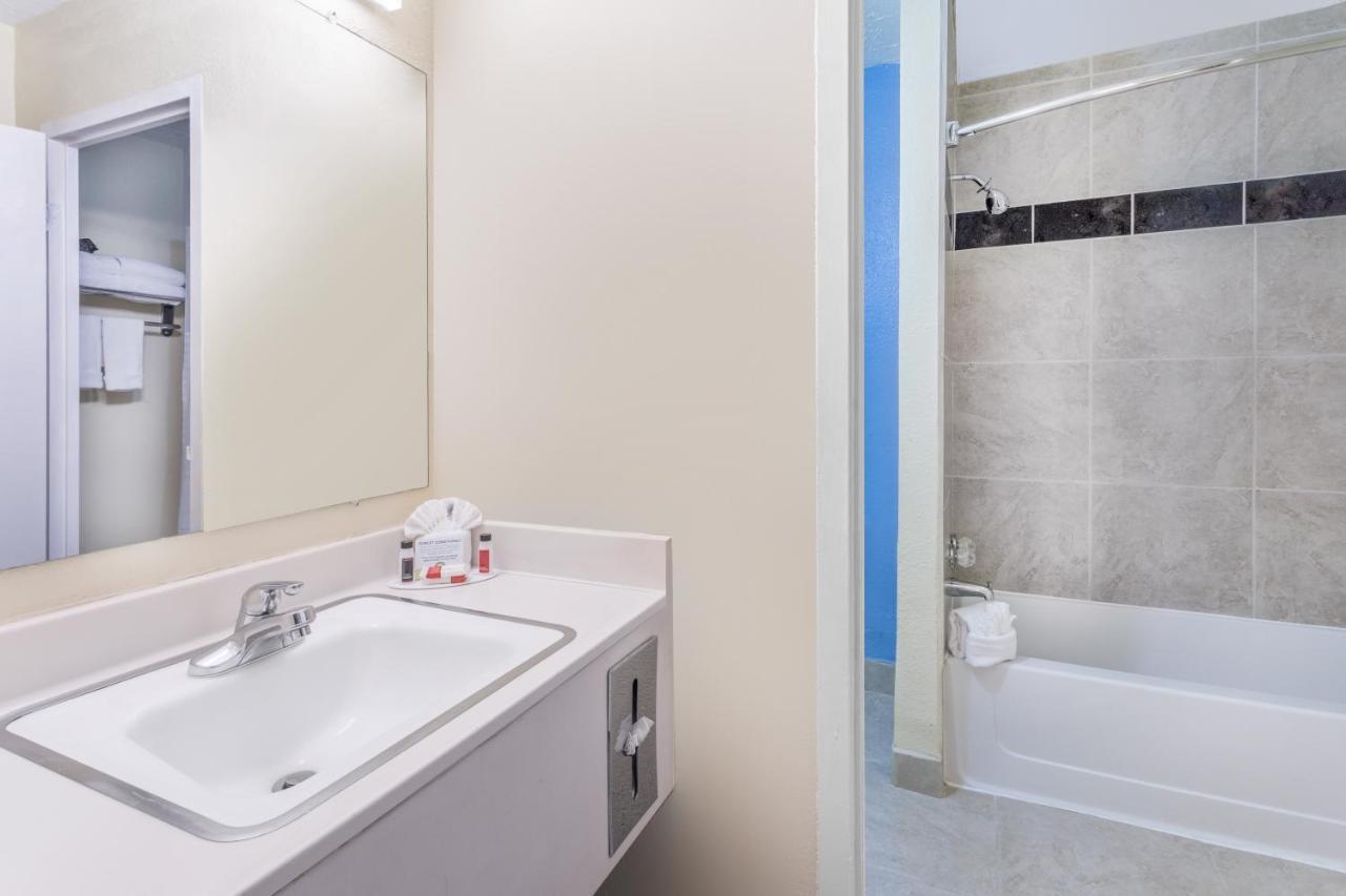 Days Inn & Suites By Wyndham Clovis Ngoại thất bức ảnh