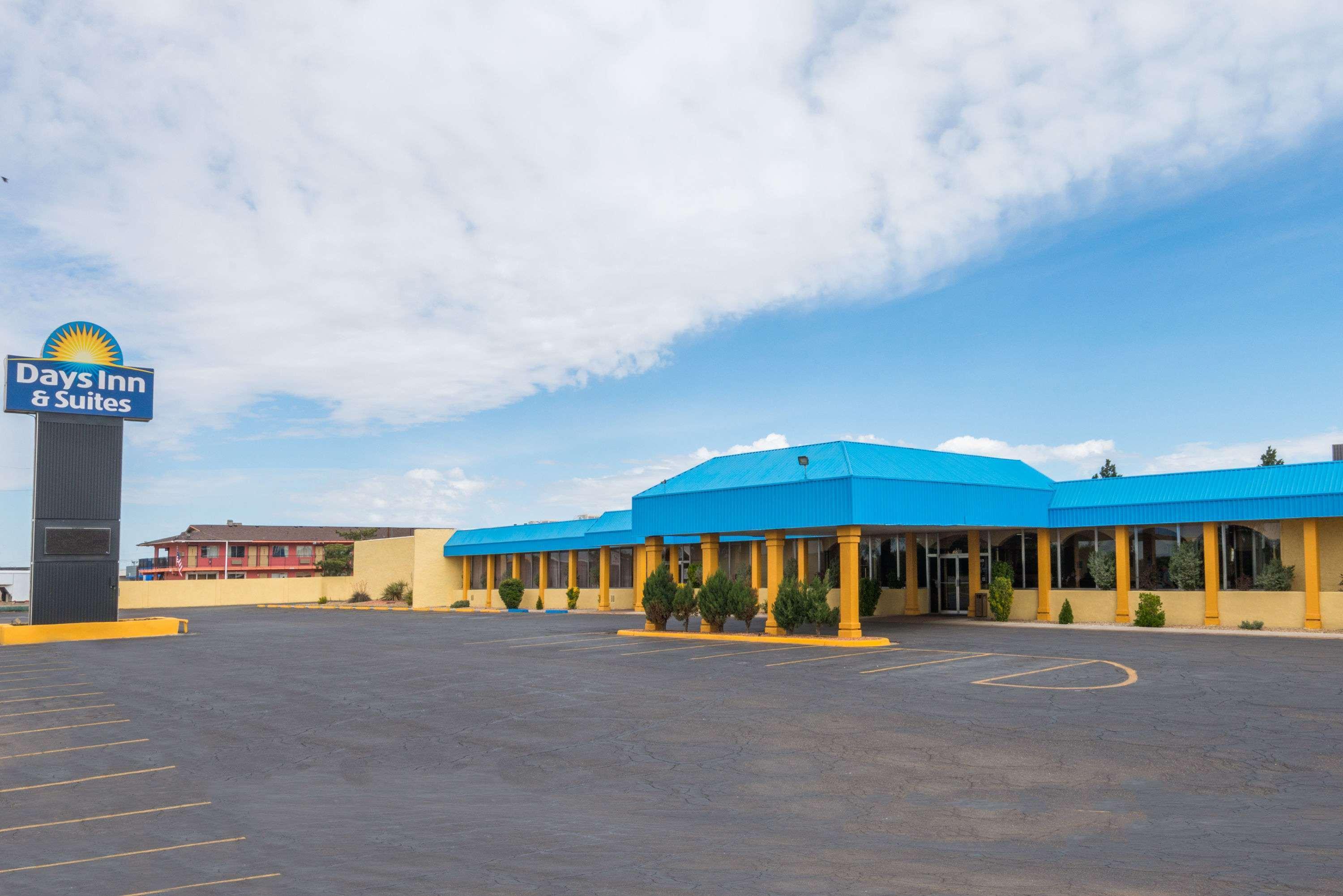 Days Inn & Suites By Wyndham Clovis Ngoại thất bức ảnh