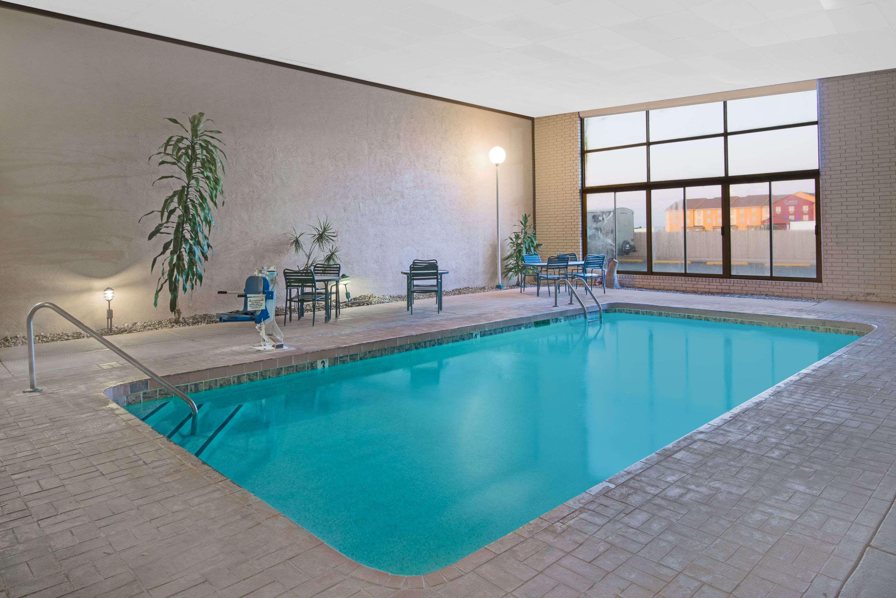 Days Inn & Suites By Wyndham Clovis Ngoại thất bức ảnh
